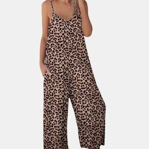 American Eagle Cheetah Print Jumpsuit Romper Adjustable Straps Comfy Casual Sz L